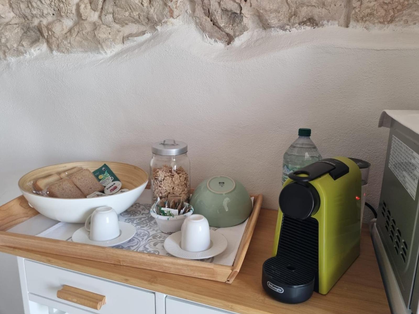 مبيت وإفطار غروتاليي Trulli Di Spinaruta المظهر الخارجي الصورة